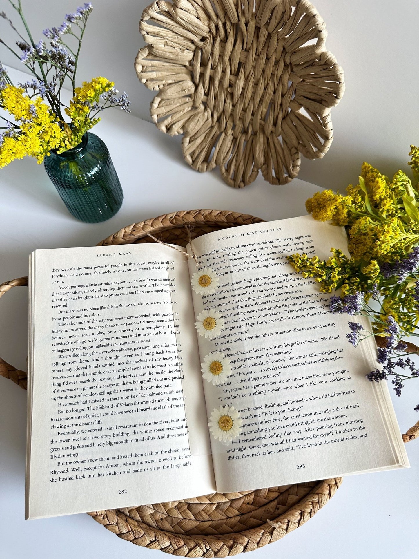 pressed daisy bookmark